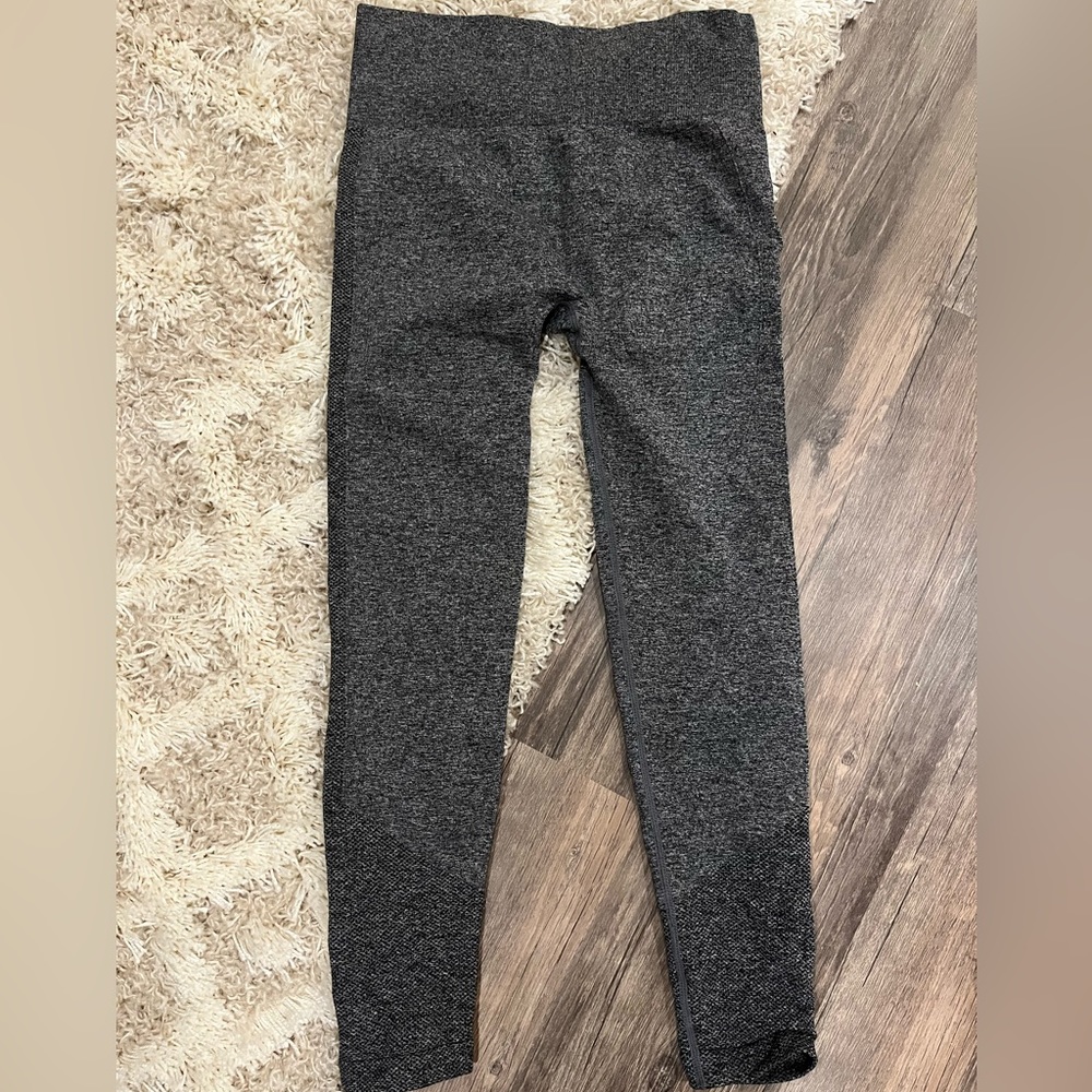 Dark grey SHEIN high stretch yoga/gym pants size Medium   NEW.